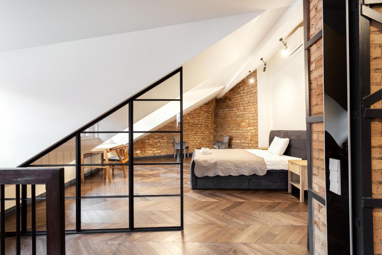 3 Bedroom Duplex Next To The Gates Of Dawn * Vilnius