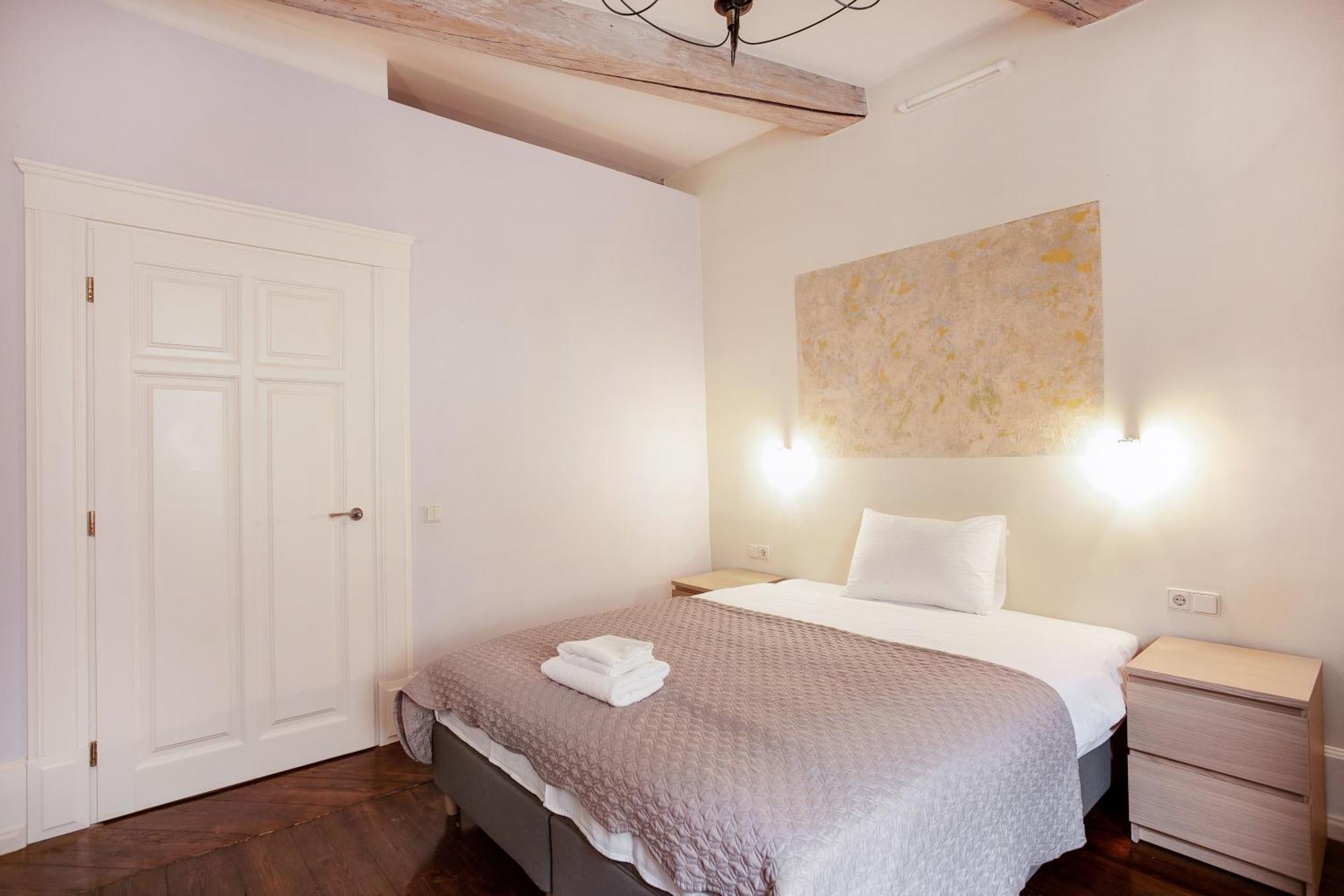Apartamento 3 Bedroom Duplex Next To The Gates Of Dawn